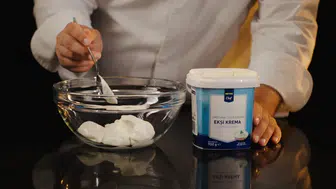 Metro Türkiye, Profesyonel Mutfaklar İçin Yenilikçi Bir Ürün Sunuyor: Metro Chef Ekşi Krema!