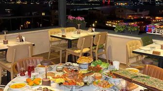 Boğaz'da Geleneksel İftar ve Sahur Keyfi: Lezzetlerle Dolu Buluşmalar!