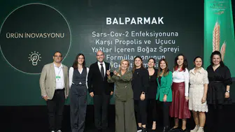 Balparmak’ın Apitera Propolisli Yetişkin Sprey'i, Ürün İnovasyonu Alanında Zirveye Yerleşti!