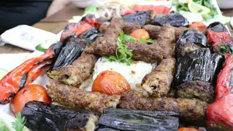 Türkiye'de Keşfedilmesi Gereken Eşsiz Gastronomi Rotaları