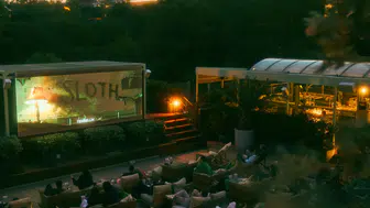 Sıcak Yaz Geceleri İçin Kaçırılmayacak Fırsat: The Roof'ta Açık Hava Sinema Keyfi!