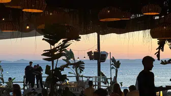 İnari Omakase, imza tatlarını Çeşme'de sofralara getiriyor!