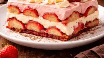 Çilekli Tiramisu ile Yaz Tatlarına Lezzet Katın: Pratik Tarif!