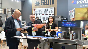 Gıda Üretiminde Rekabet: Saatte 11 Bin Ürün ve 5 Saniyede 8 Dilim Başarı Duyurusu!
