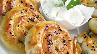 İştah Kabartan Patatesli Gül Böreği Tarifi...