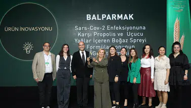 Balparmak’ın Apitera Propolisli Yetişkin Sprey'i, Ürün İnovasyonu Alanında Zirveye Yerleşti!