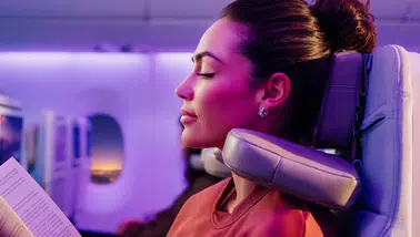 Emirates, Ekonomi Sınıfındaki yolcular için U-Dream Baş Desteği ile Seyahat Deneyimini Yeniden Şekillendiriyor!