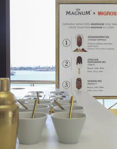 Magnum ve Migros, Dünyada Bir İlk Olacak Magnum Store’u Denizde Açtı!