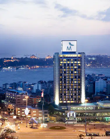 Marmara Taksim: İstanbul'un Kalbinde Kurumsal Etkinliklere Ev Sahipliği Yapan İdeal Mekân