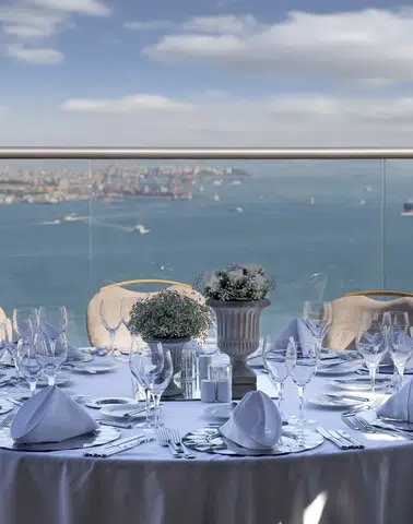 İstanbul'un Gözbebeği: Seçkin Etkinliklerin Yeni Merkezi, CVK Park Bosphorus Hotel