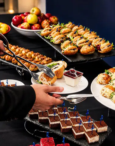 Q Catering ile Restoran Konforu İş Yerinde!