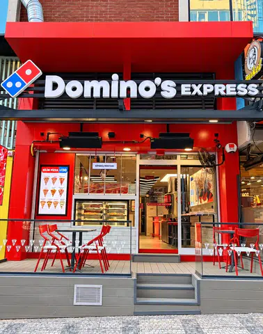 Kadıköy'de Pizza Tutkunları İçin Yeni Bir Lezzet Durağı: Domino’s Açıldı!