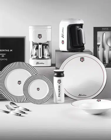 Karaca'dan Taraftarlara Özel Koleksiyon: Büyük Takımların Anısını Sofralara Taşıyan Ürünler!