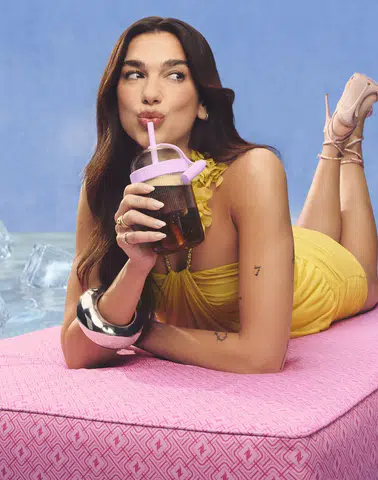 Nespresso, Dua Lipa İle Yeni Vertuo Serisini Tanıttı!