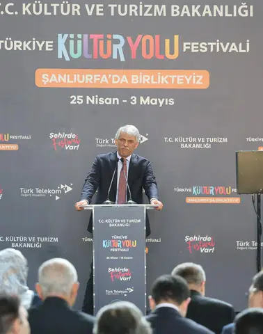 Şanlıurfa'da Mezopotamya'nın Kalbini Canlandıran Kültür Yolu Festivali Başladı!