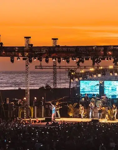 İstanbul'un Gözde Plajında Kahve Festivali Coşkusu!