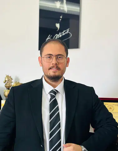 Mustafa Kürlek, Kökleri Zeytinçilik Yönetim Kurulu Başkanı Olarak Yeniden En Genç CEO Ödülünü Kazandı!