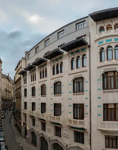 Tarihi L’Union Han, Restorasyon Sonrası İstanbul’da Konaklama Deneyimine Yeni Bir Soluk Getiriyor