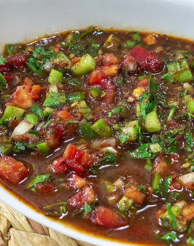 Bostana Salatası ile Sıcak Günlerde Ferahlatıcı Bir Alternatif!