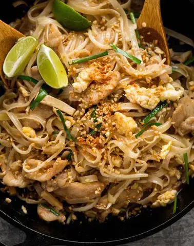 MasterChef Usulü Pad Thai Tarifiyle Sofralarınızı Şenlendirin!