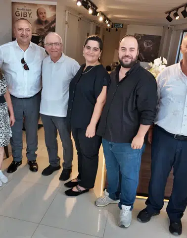 Çınarcık'ın Yeni Lezzet Durağı Giby Coffee Hizmete Girdi