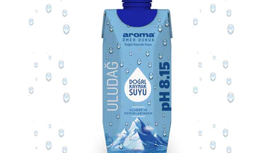 Aroma Ömer Duruk Doğal Kaynak Suyu karton ambalajda