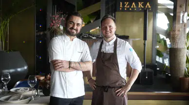 Izaka Terrace'ta İki Ünlü Şefin Özgün Lezzetleri Tek Tabakta Birleşti!