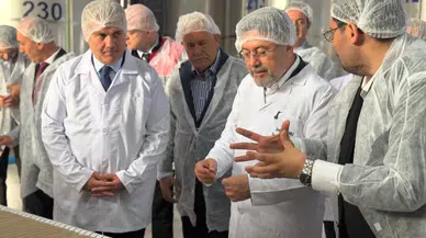 Tarım ve Orman Bakanı İbrahim Yumaklı, Köklü Zeytincilik Fabrikası'nı Gezdi
