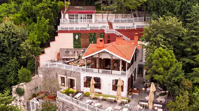 Boğaz'ın Gözbebeği: HuQQabaz Garden ile Renkli Bir Gün Geçirin!