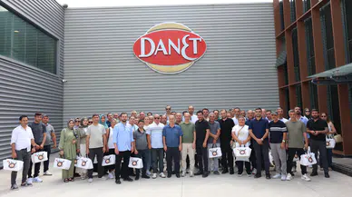 Danet, Yunus Marketler’in ekibini Afyonkarahisar’daki üretim tesisinde konuk etti.