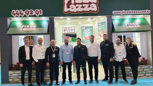 PizzaLazza ve Saloon Burger, "Bayim Olur Musun?" Fuarında Yatırımcıların Gözdesi Haline Geldi!