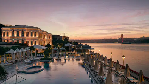 Four Seasons Hotel Bosphorus ve Four Seasons Hotel Sultanahmet, Condé Nast Traveller Okuyucularının Tercih Ödülleri'nde Türkiye’nin İlk 10 Oteli Arasında!