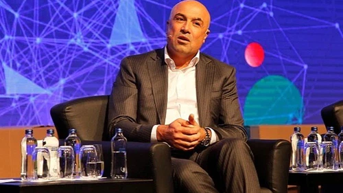 Fettah Tamince: “Türkiye artık yeni bir turizm yazılımına geçmeli”