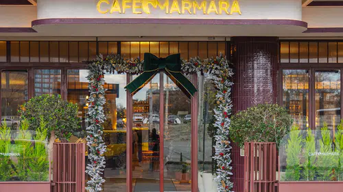 Yılbaşı Heyecanını Ailenizle Birlikte Cafe Marmara’da Hissedin!