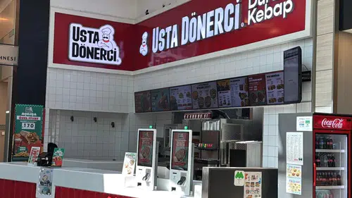 Usta Dönerci, Yenilenen Kimliğiyle Lezzet Yolculuğuna Çıkıyor!