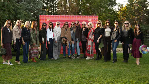 Yılbaşı Coşkusu: Zsa Zsa Zsu, Cheerland Koleksiyonu ile Renkli Kutlamalara Işık Tuttu!