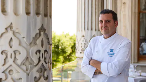 "Ödüllü Tuğra Restoran: Osmanlı ve Türk Mutfağının Eşsiz Lezzetleri ile Yaz Sofralarınıza Şıklık Katıyor!"