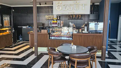Özsüt, Marmara Ereğlisi'nde Yeni Bir Lezzet Merkezi Açtı!