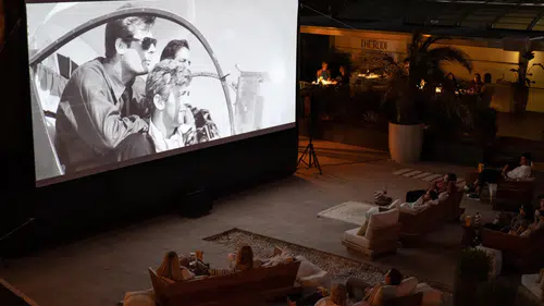 Sinema Severler İçin Kaçırılmayacak Etkinlik: The Roof'ta Kültürel Festivale Hazır Müzik ve Görsel Şölen!