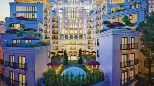 CVK Park Bosphorus Hotel İstanbul'da Çay Saati Geleneği Yeniden Canlanıyor!