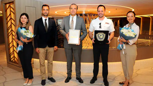 QTerminals Antalya, Lüks Kruvaziyer Gemisi MV Allura ile Yeni Bir Dönem Başlattı!