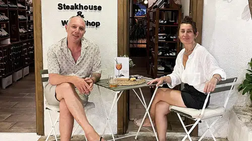 Maya Steakhouse: Kaş’ın Kalbinde Et, Şarap ve Eşsiz Atmosfer Buluşması