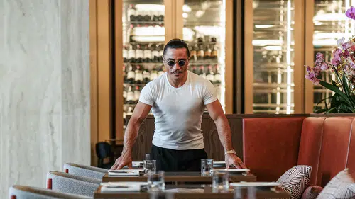 Nusr-Et, Moda Merkezinin Yeni Yıldızı: Milano'da Kapılarını Açtı!