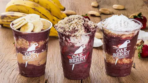 Oakberry  Türkiye'de: Dünya Çapında Tanınan Açaí Zinciri Bebek ve Çeşme Şubelerini Açtı