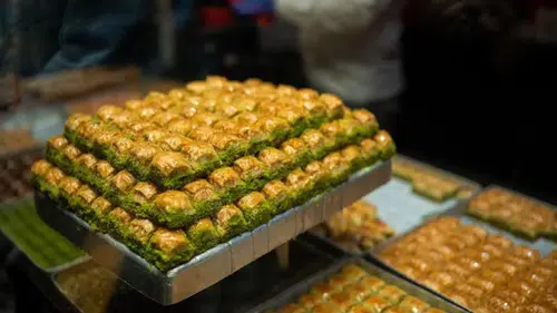 Ünlü Baklavacıdan Boya, Çikolatada İlaç: Tarım ve Orman Bakanlığı Taklit ve Tağşiş Listesini Güncelledi