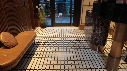 Sura Butik Otel: Efesus Taşı ile Tarihi Yarımada’da Yenilikçi Bir Dokunuş