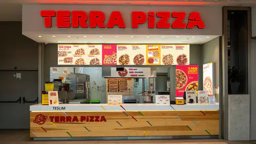 Terra Pizza, Adana Esas 01 Burda AVM’de Yepyeni Bir Şube ile Hizmet Vermeye Başladı