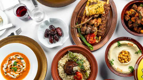 Raffles İstanbul, Ramazan Ayı'na Özel Geleneksel İftar Büfesi ile Misafirlerini Ağırlıyor!