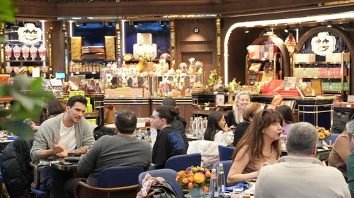 Caz Müziği Eşliğinde Pazar Brunch'ı: Şekerci Cafer Erol'da Yeni Bir Deneyim!