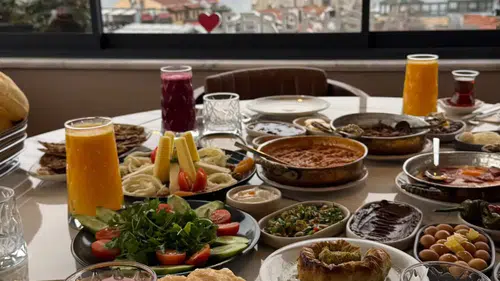 Konya’nın Geleneksel Kahvaltı Lezzetleri Boğaziçi’nde Misafir Ediliyor!